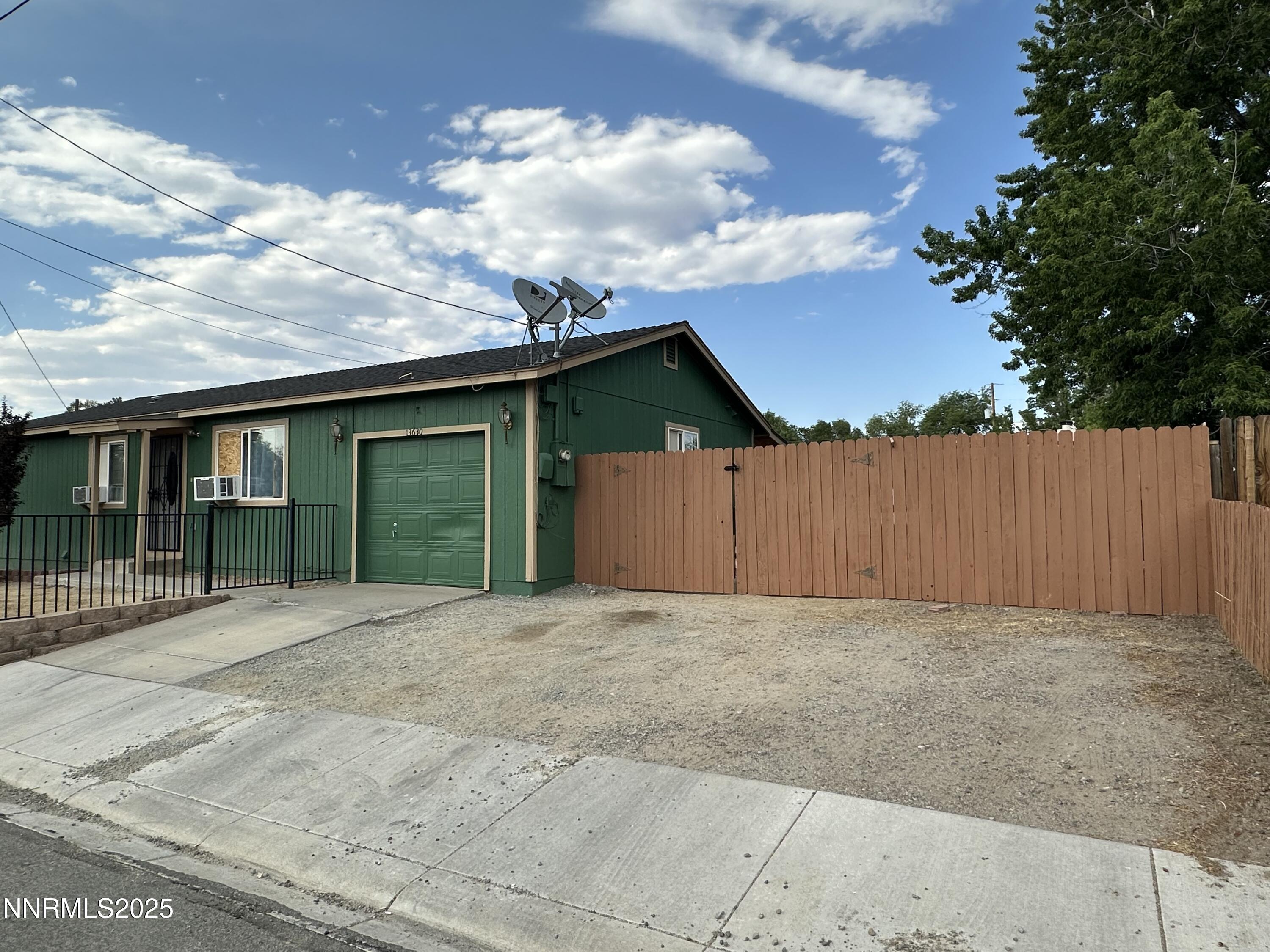 13630 Mt Whitney Street Reno, NV 89506 - Photo 5 of 28 IMG_2617