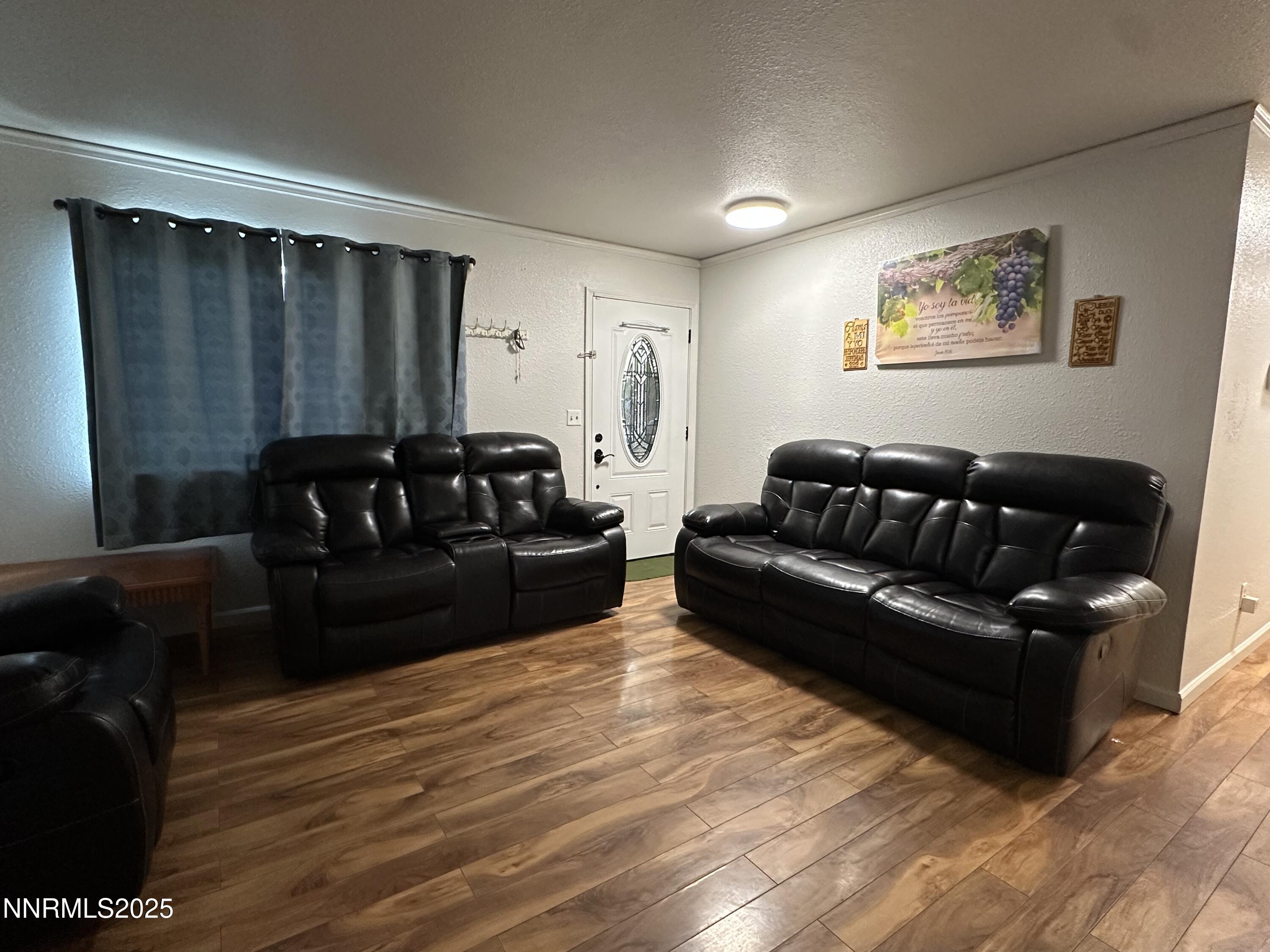 13630 Mt Whitney Street Reno, NV 89506 - Photo 8 of 28 IMG_2590