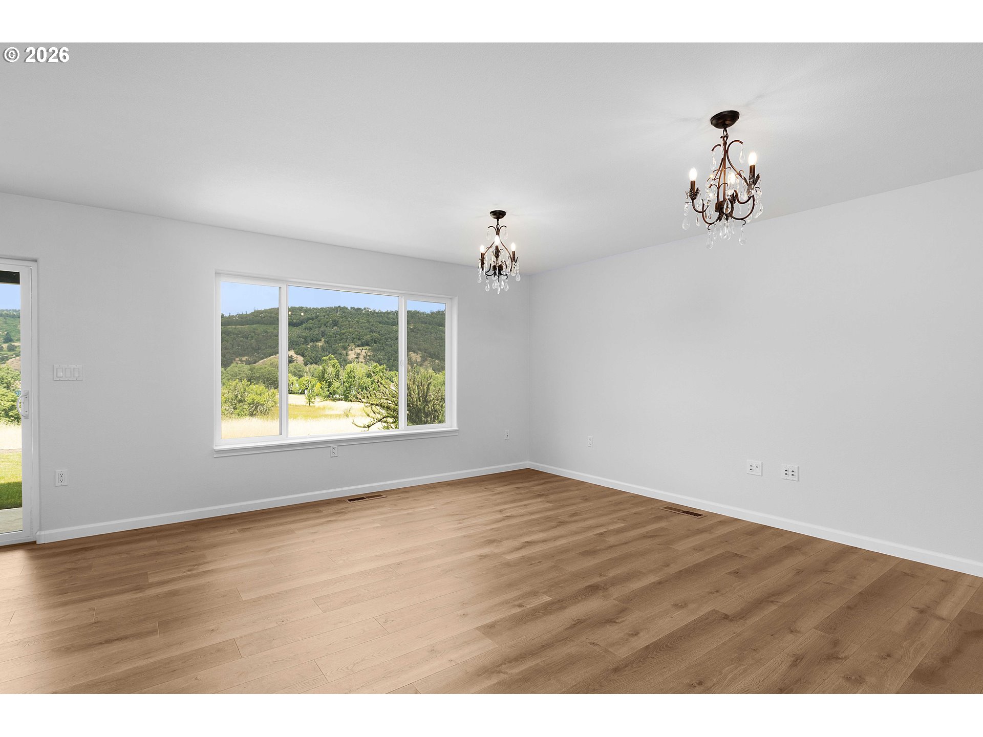 179 Rainbow Ridge Avenue Roseburg, OR 97471 - Photo 14 of 40