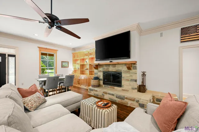 $499,900 | 14989 Peairs Road, Pride, LA 70770