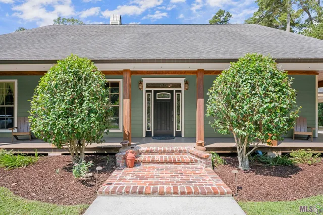 $499,900 | 14989 Peairs Road, Pride, LA 70770