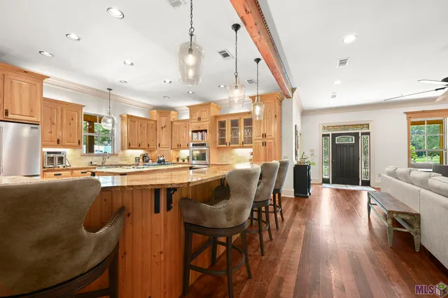 $499,900 | 14989 Peairs Road, Pride, LA 70770