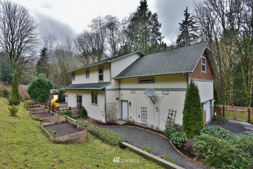 2620 Northeast Strand Road Bremerton, WA 98311 - Photo 24 of 24 Gallery Image 24