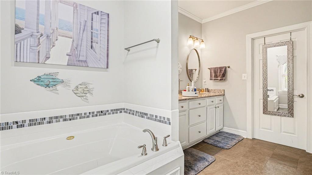 8200 Styers Ferry Road Clemmons, NC 27012 - Photo 19 of 39