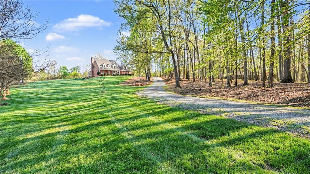 8200 Styers Ferry Road Clemmons, NC 27012 - Photo 3 of 39
