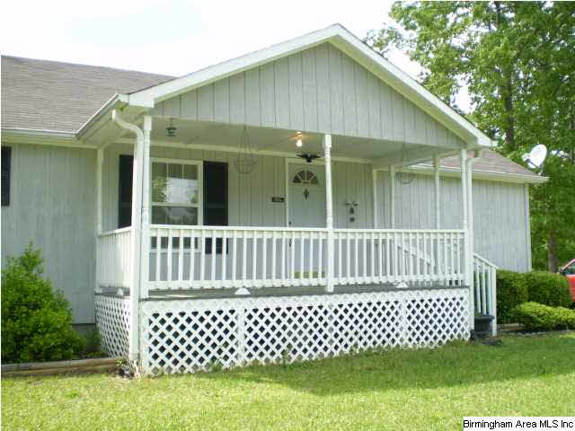 654 Smith Ridge Way Odenville, AL 35120 - Photo 2 of 31