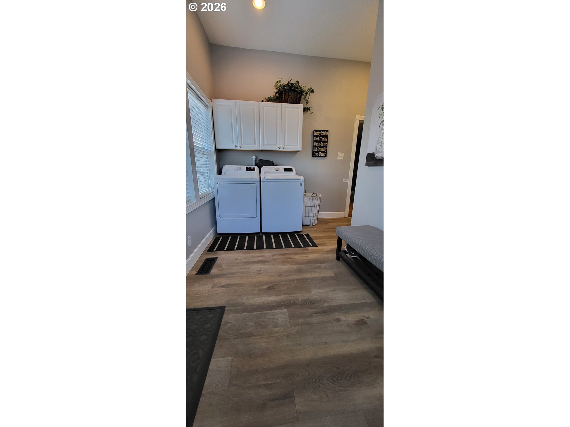 113 Southeast 3rd Avenue Milton Freewater, OR 97862 - Photo 15 of 38 a bathroom with sink and mirror
