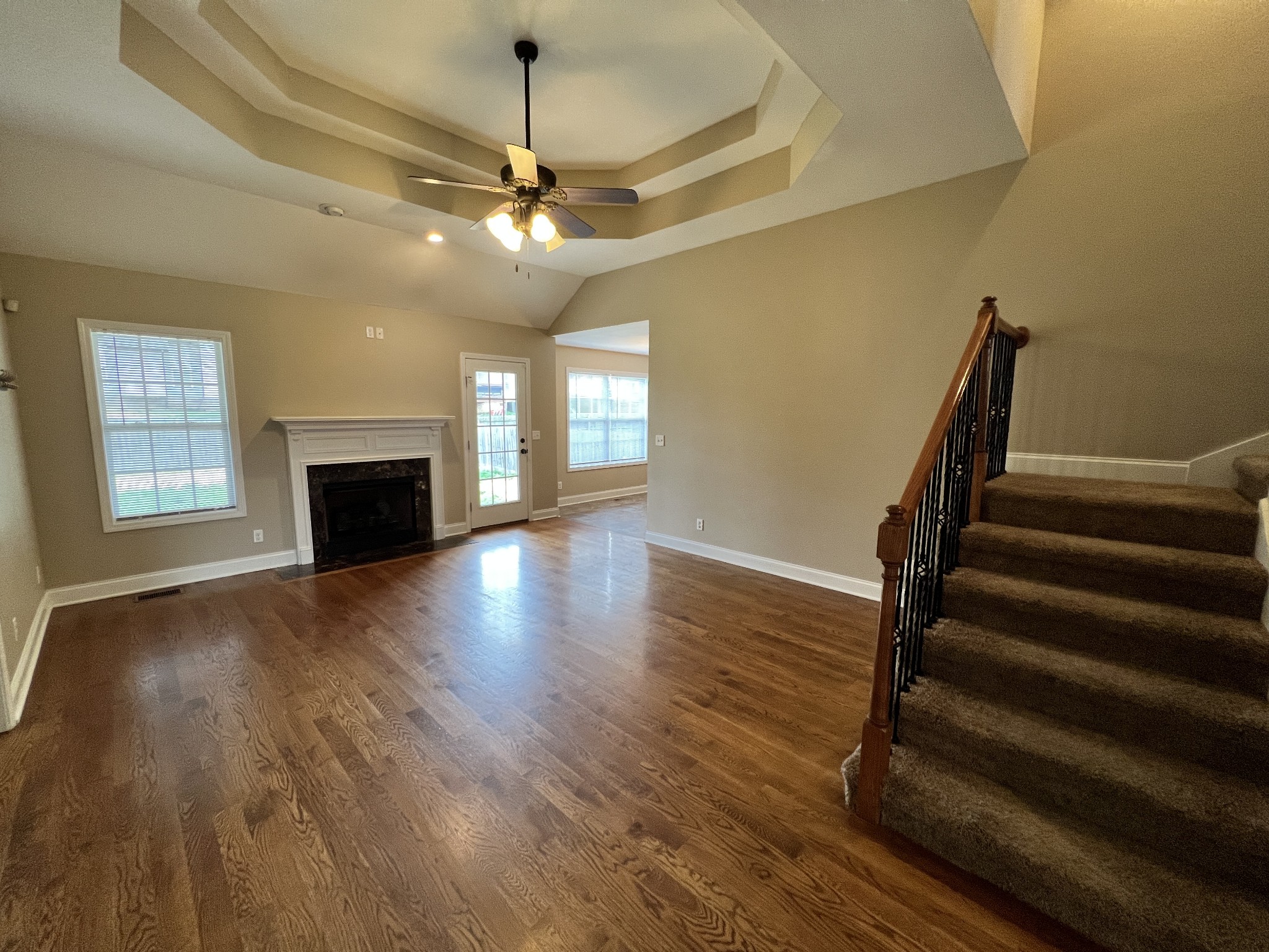 1406 Raven Road Clarksville, TN 37042 - Photo 2 of 27 Gallery Image 2
