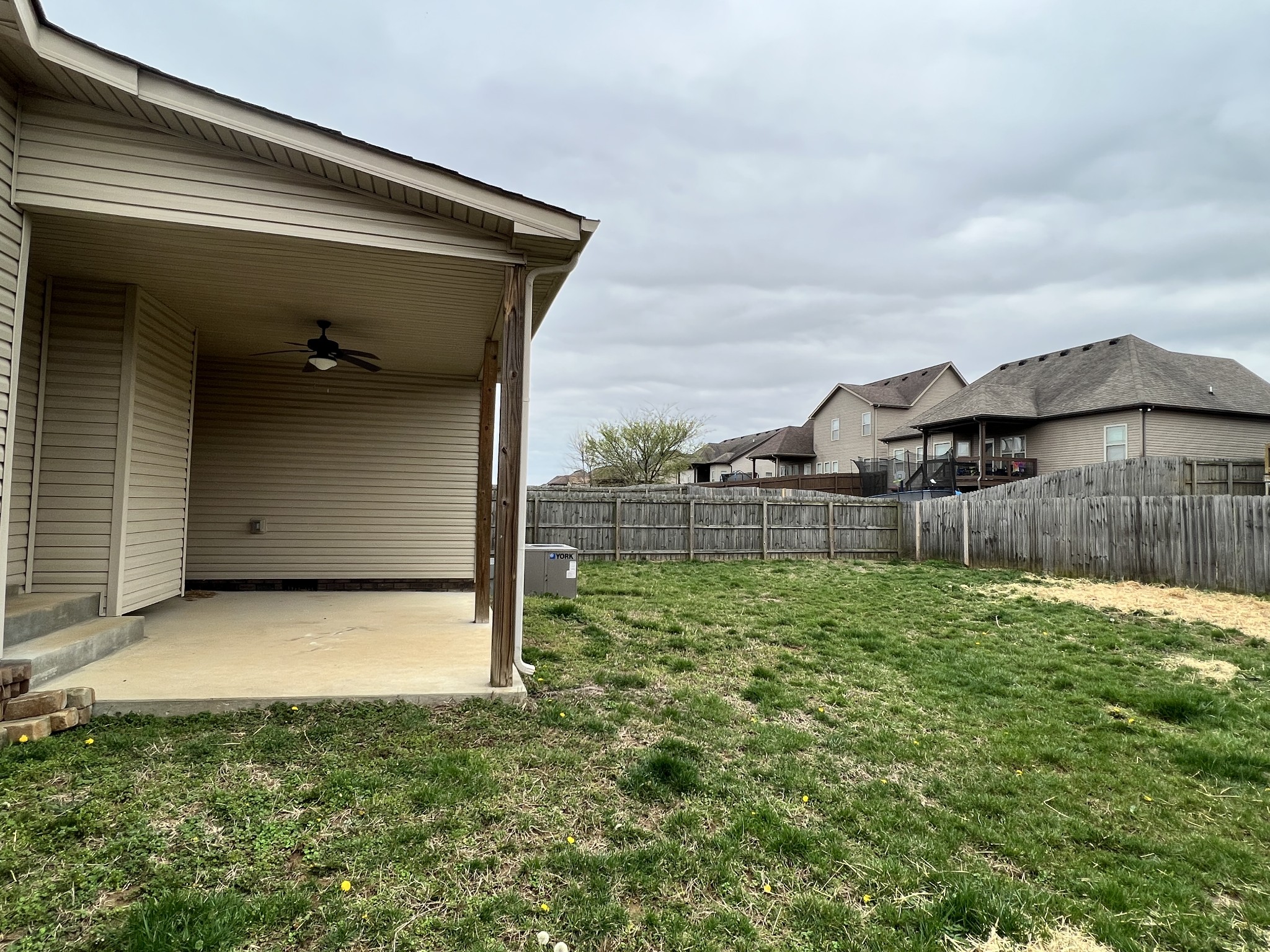 1406 Raven Road Clarksville, TN 37042 - Photo 26 of 27 Gallery Image 26