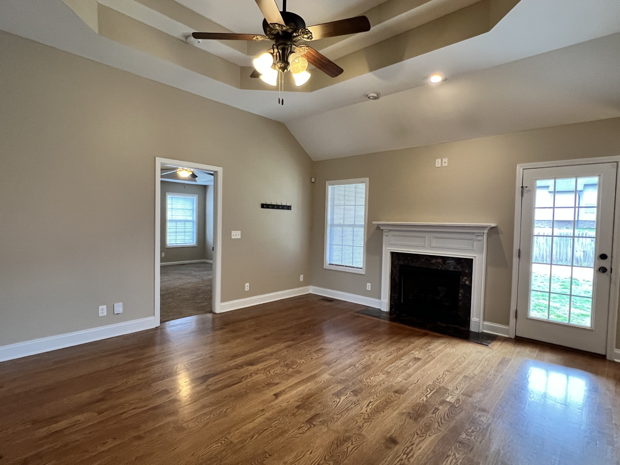 1406 Raven Road Clarksville, TN 37042 - Photo 5 of 27 Gallery Image 5