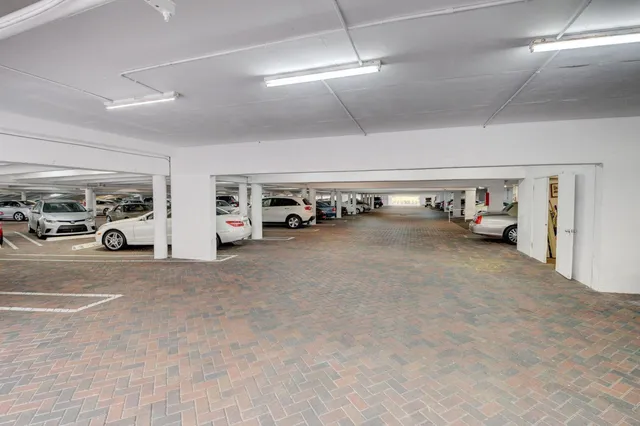 $1,149,000 | 2000 South Ocean Boulevard, Unit 602, Delray Beach, FL 33483