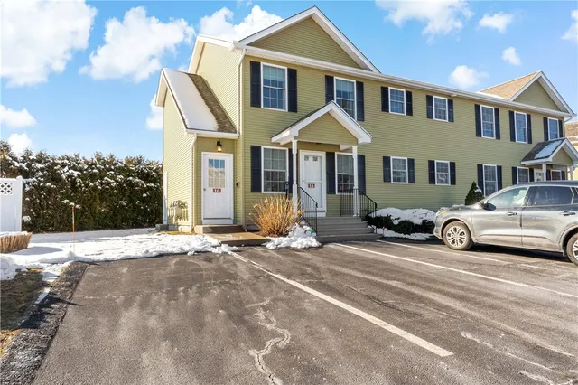 $332,597 | 10 Josephine Drive, Unit 1C, Charlestown, RI 02813