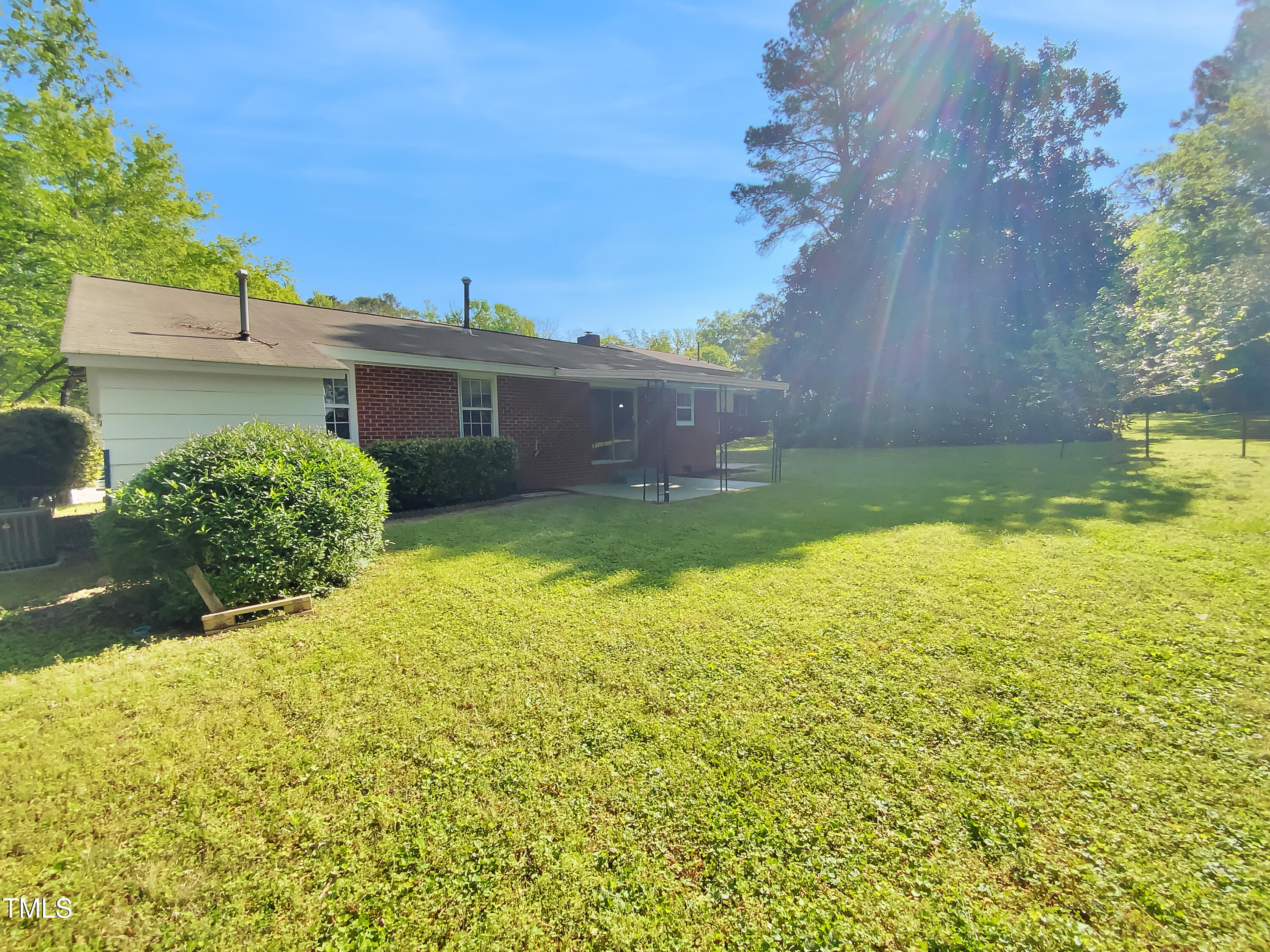 3504 Crofton Court Raleigh, NC 27604 - Photo 16 of 18 listing_15