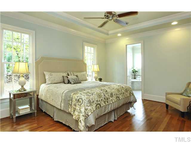 1500 Brooks Avenue Raleigh, NC 27607 - Photo 8 of 25 a bedroom with a bed and a window