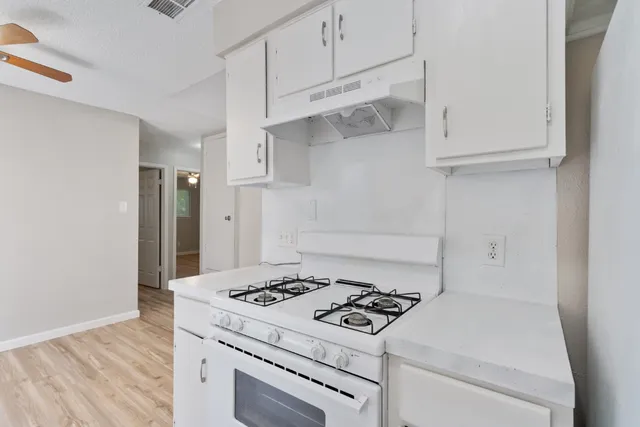 $1,399 | 10503 Little Pebble Drive, Unit B, Austin, TX 78758