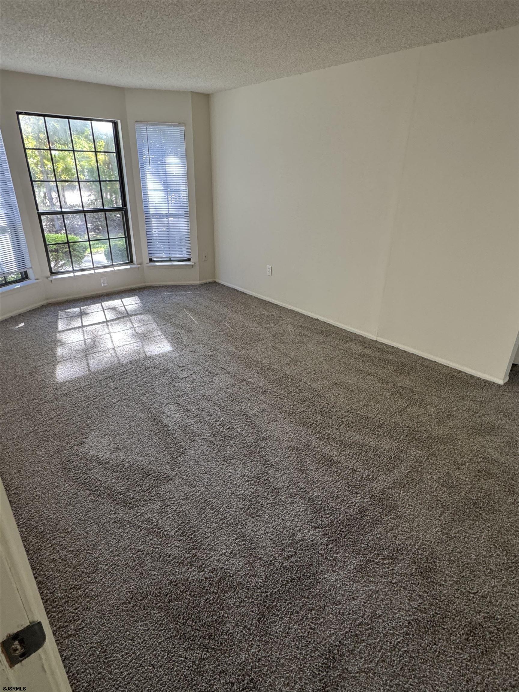 140 Colonial Court, Unit 140 Galloway Township, NJ 08205 - Photo 8 of 10