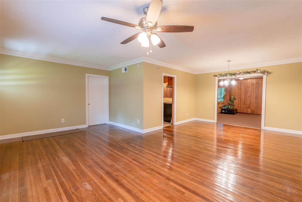 990 Brownlee Road Memphis, TN 38116 - Photo 3 of 25