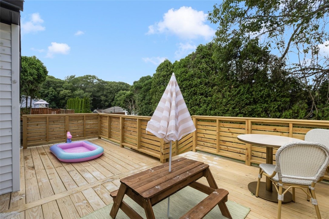 193 Mohawk Trail Cranston, RI 02921 - Photo 35 of 46