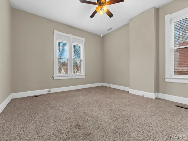 $215,000 | 520 East C Street, Belleville, IL 62220