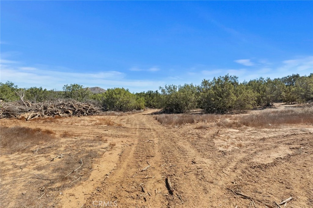 19310 Ann Way Perris, CA 92570 - Photo 61 of 75 a view of lake view and mountain view