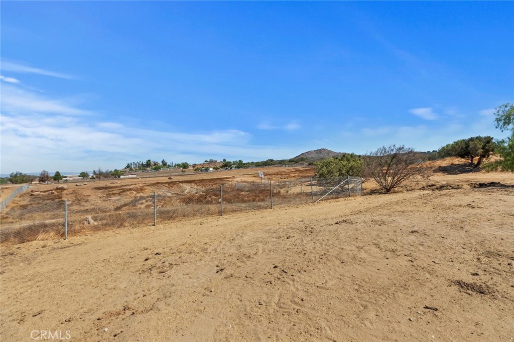 19310 Ann Way Perris, CA 92570 - Photo 68 of 75