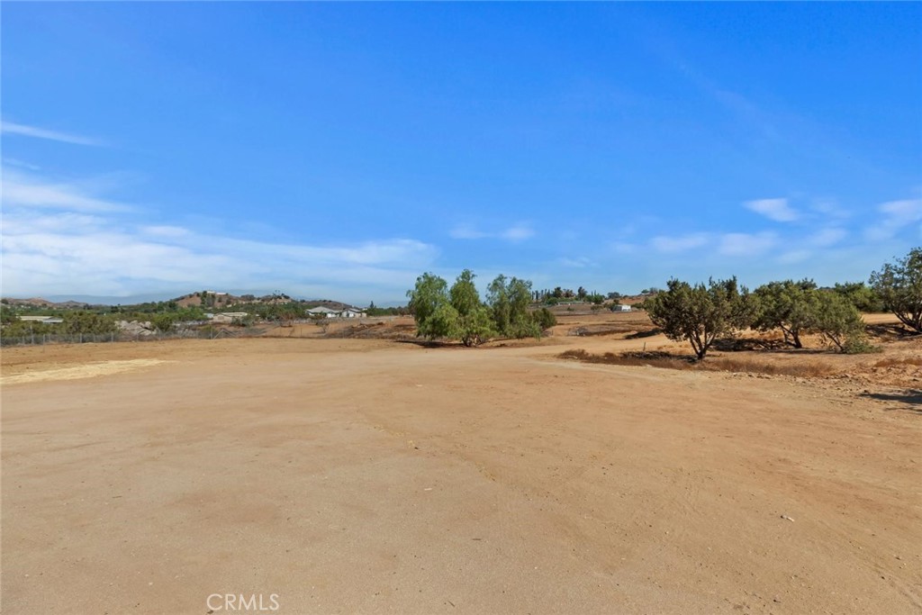 19310 Ann Way Perris, CA 92570 - Photo 71 of 75