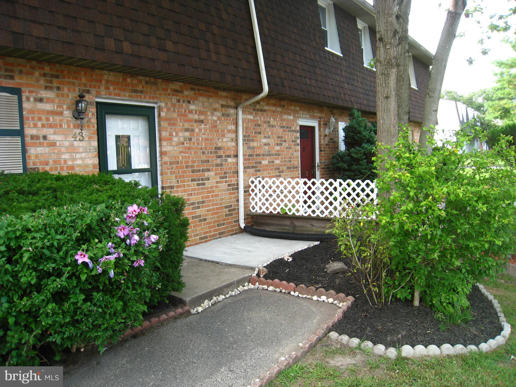 43 Via Cascata Drive Clementon, NJ 08021 - Photo 2 of 26