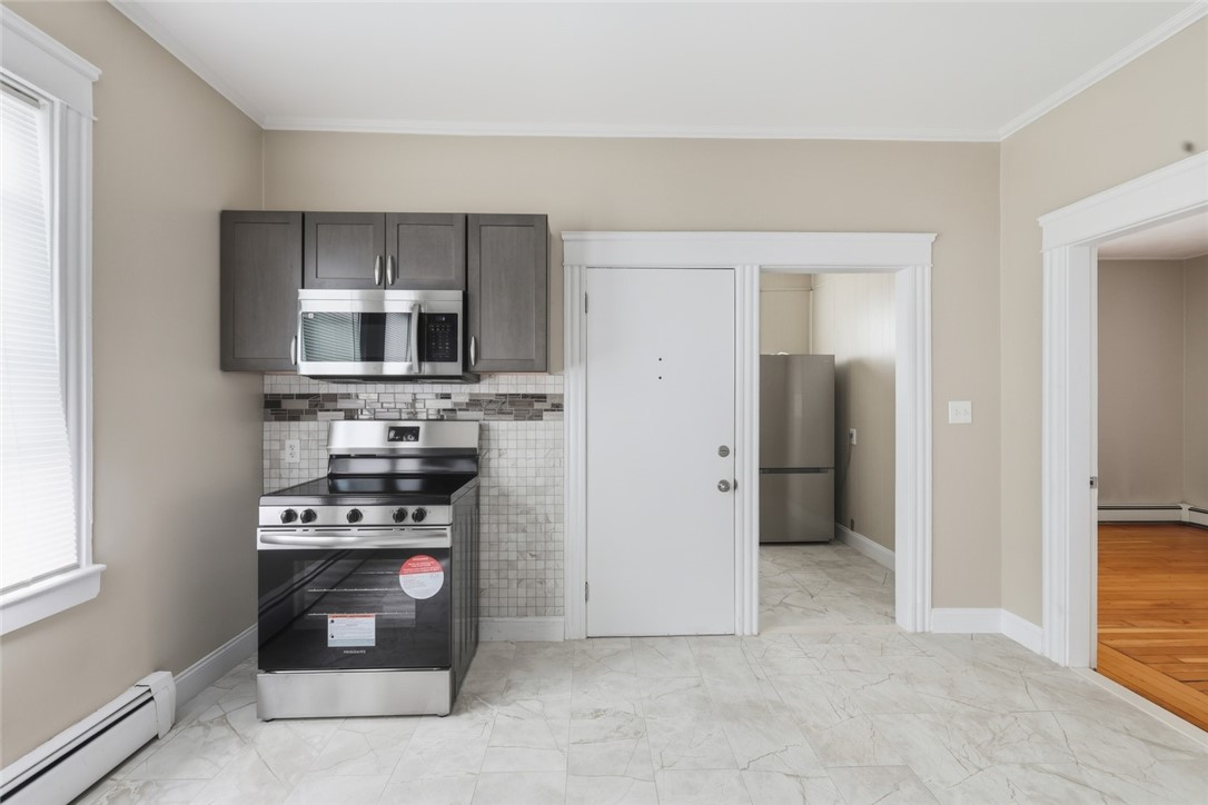 134 Flint Avenue Cranston, RI 02910 - Photo 11 of 20