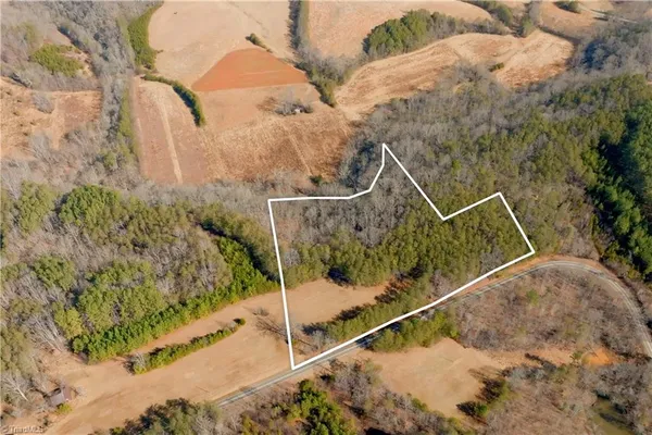 $109,900 | 3362 Highway 66 South, Westfield, NC 27053