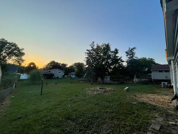 $230,000 | 301 Hoffman Street, Crown Point, IN 46307