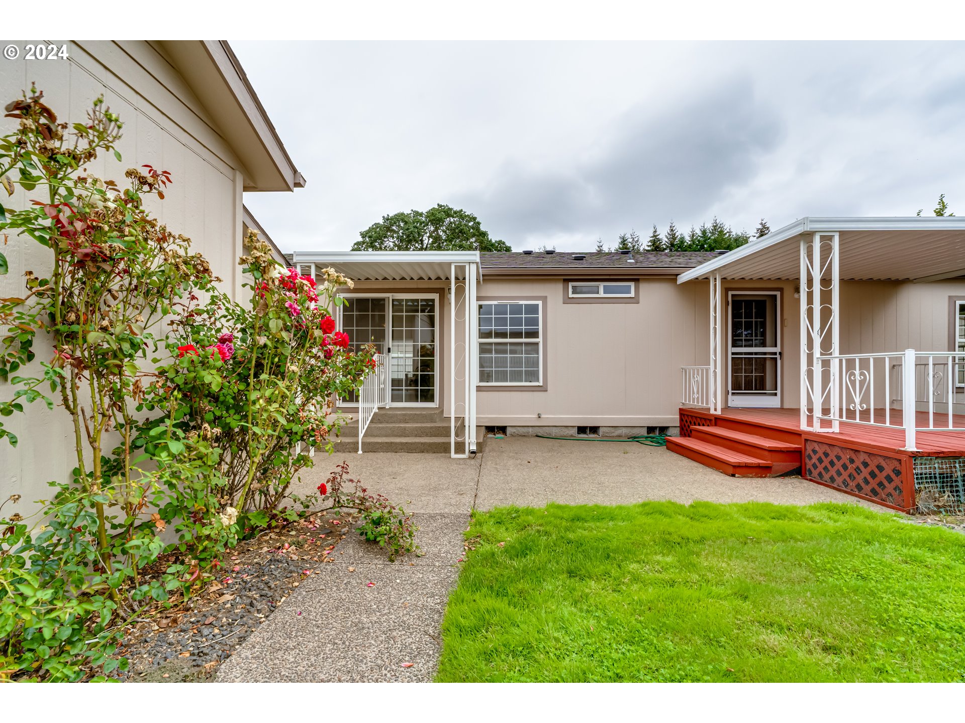 2633 Lansdown Road Eugene, OR 97404 - Photo 16 of 19 Gallery Image 16