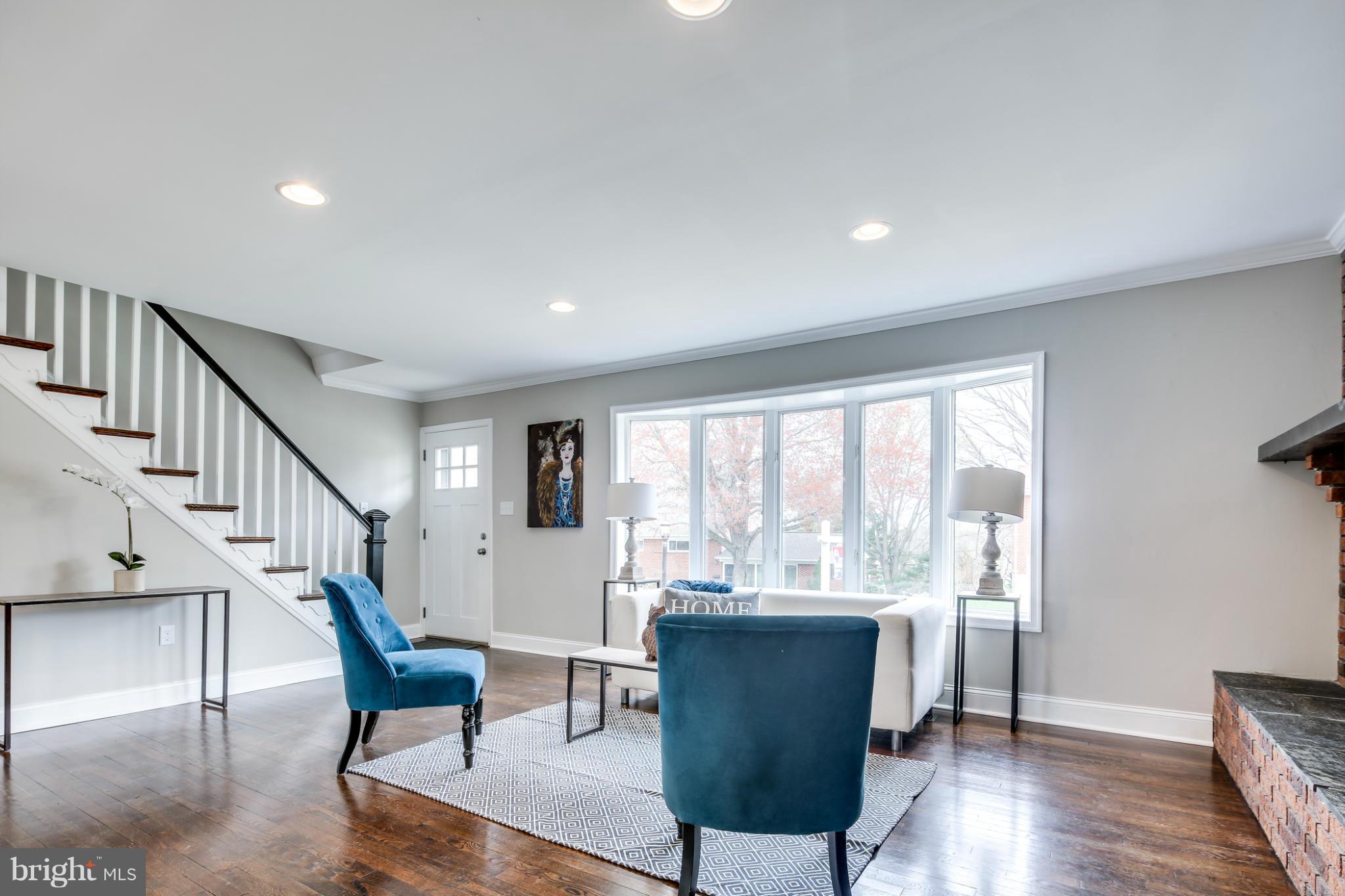 1903 Branston Road Catonsville, MD 21228 - Photo 3 of 30 Living Room