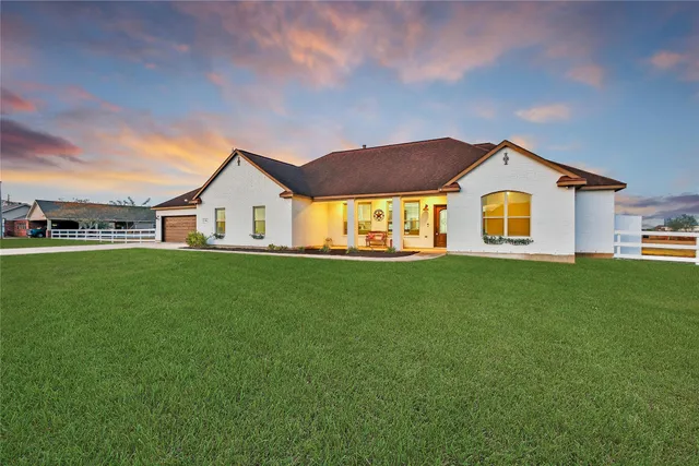 $649,990 | 2398 Settler's Way Drive, Sealy, TX 77474