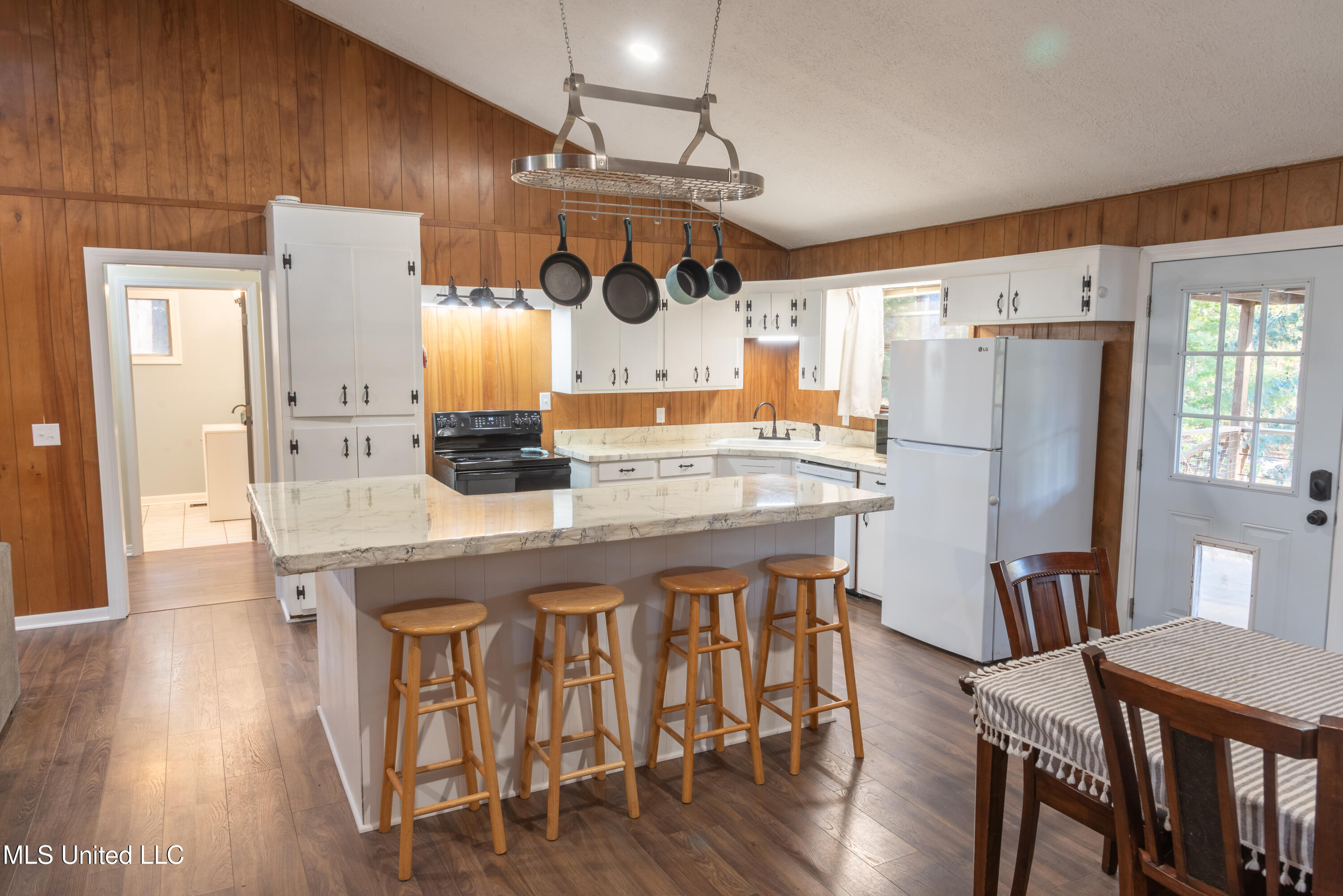 105 Country Club Road Florence, MS 39073 - Photo 21 of 46 105CountryClubRd-3