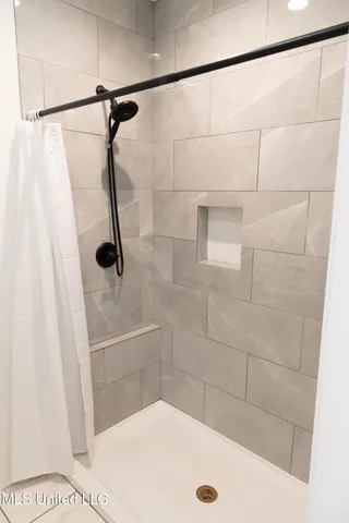 $297,500 | 105 Country Club Road, Florence, MS 39073