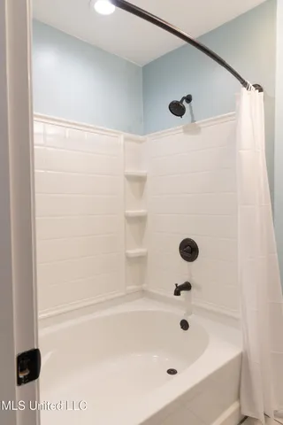 $297,500 | 105 Country Club Road, Florence, MS 39073