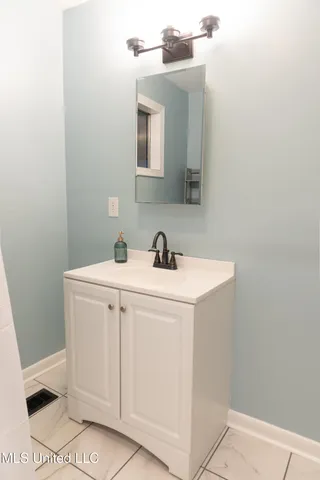 $297,500 | 105 Country Club Road, Florence, MS 39073