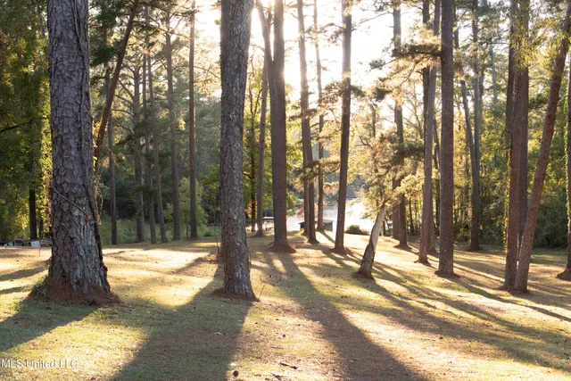 $297,500 | 105 Country Club Road, Florence, MS 39073