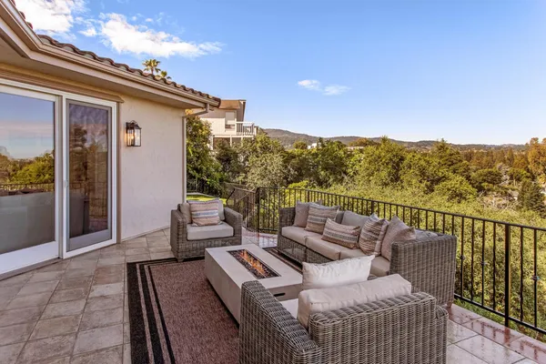 $7,498,000 | 875 Madonna Way, Los Altos, CA 94024