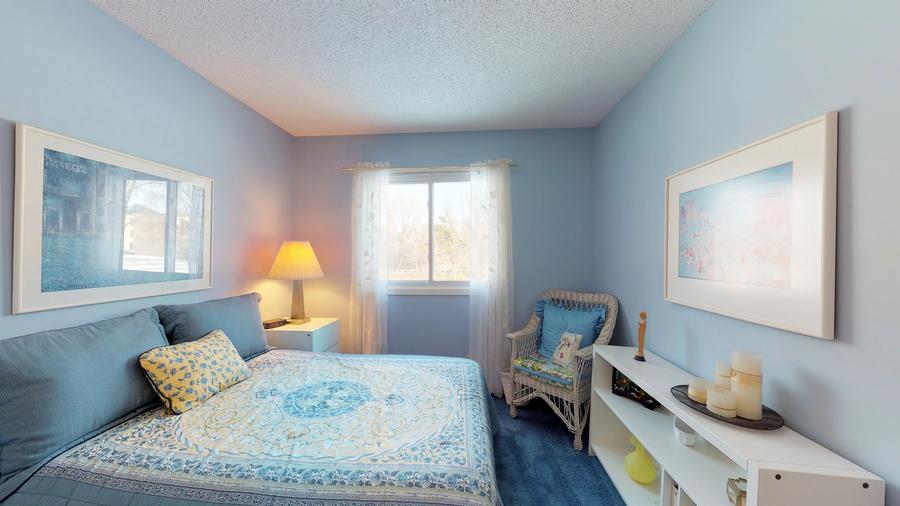 8532 Irwin Road Bloomington, MN 55437 - Photo 24 of 36 Gallery Image 24