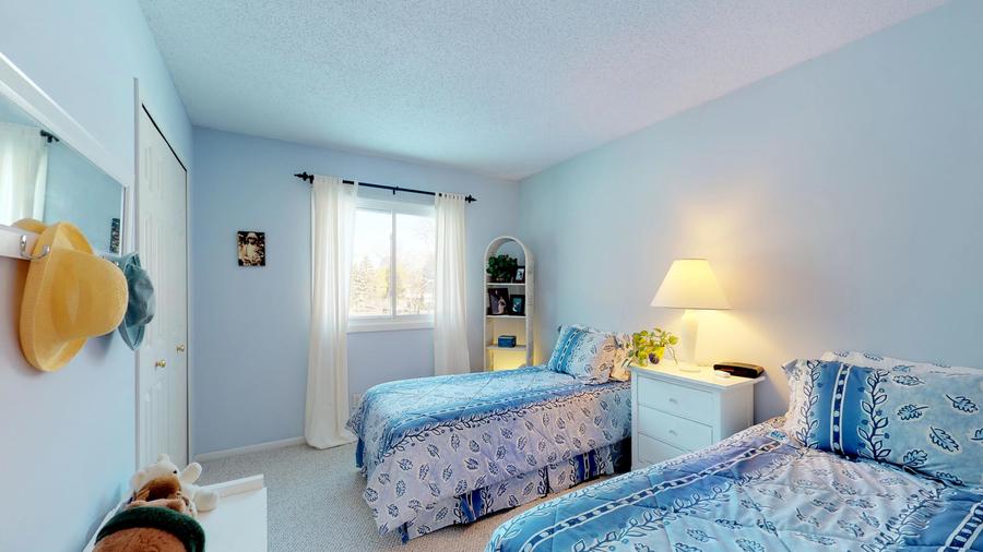 8532 Irwin Road Bloomington, MN 55437 - Photo 25 of 36 Gallery Image 25