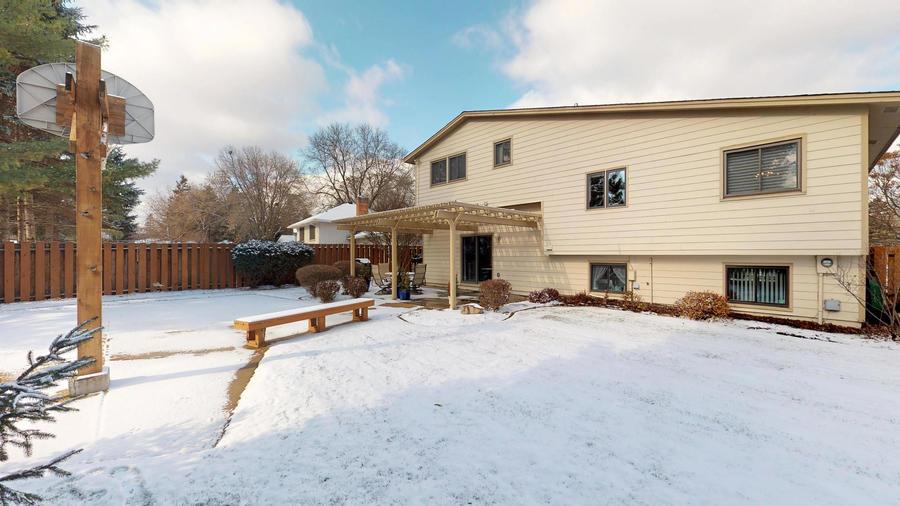8532 Irwin Road Bloomington, MN 55437 - Photo 36 of 36 Gallery Image 36
