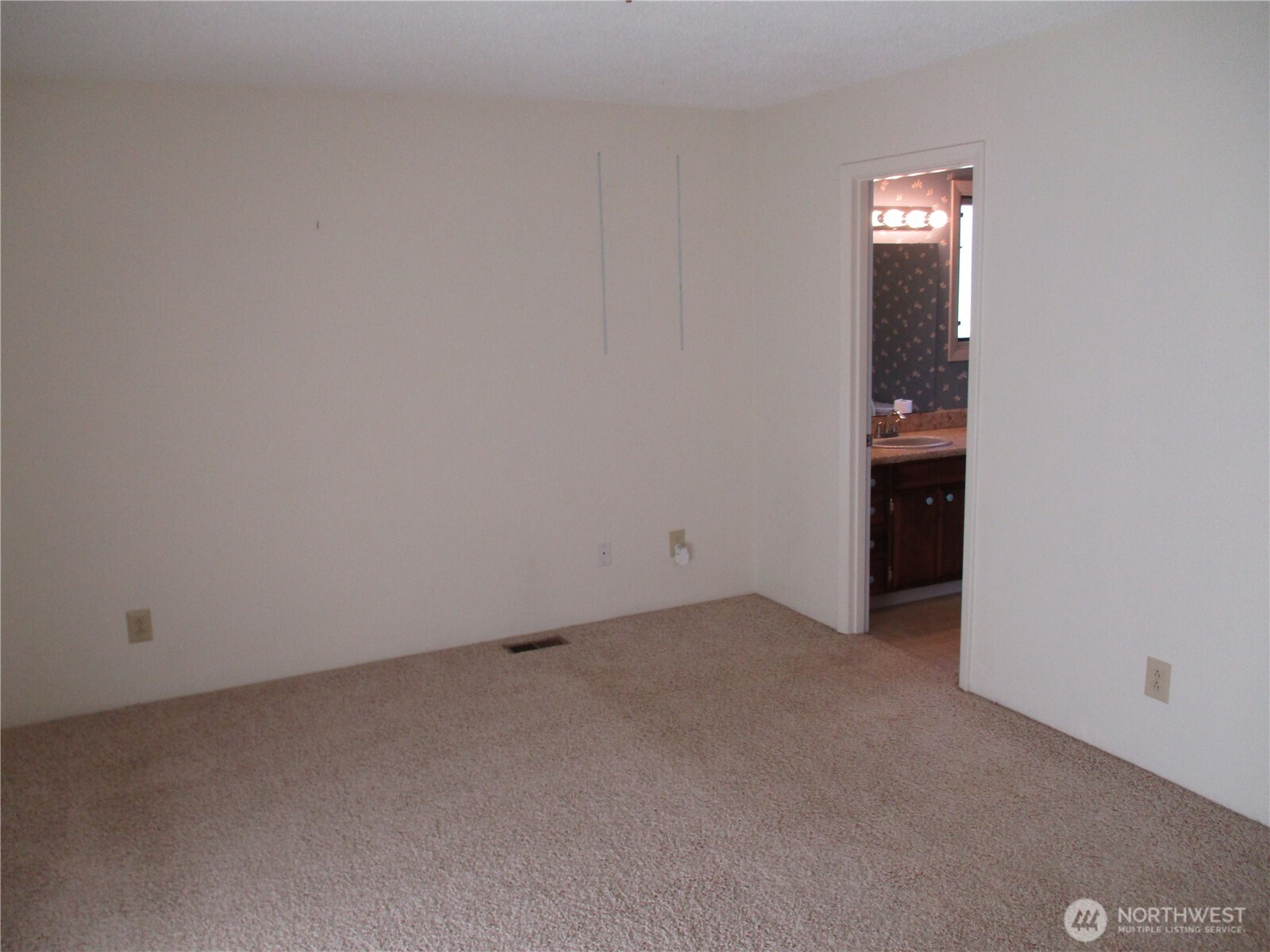 2499 Cottonwood Road Walla Walla, WA 99362 - Photo 13 of 19