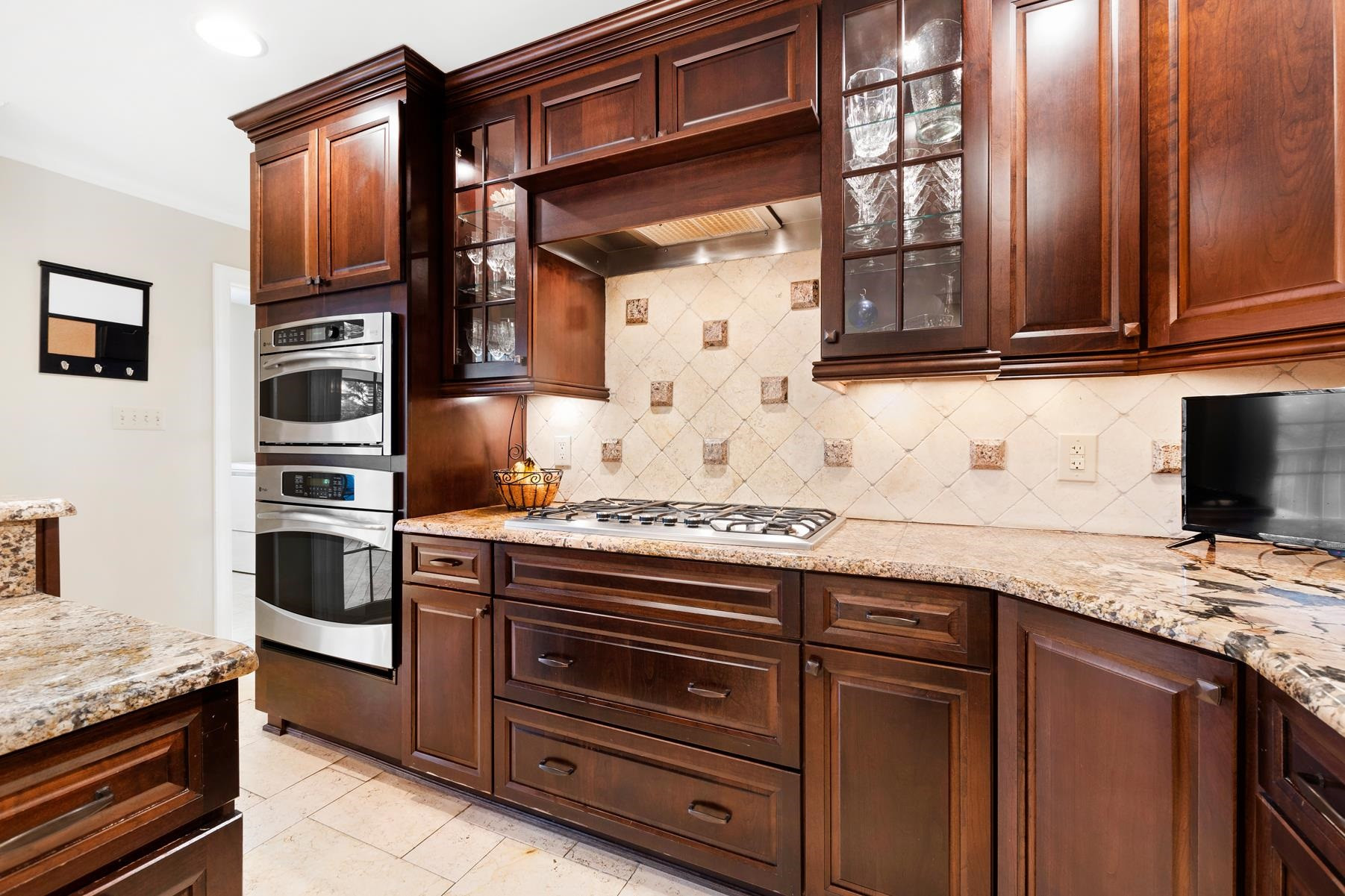 6904 Brook Ridge Court Raleigh, NC 27615 - Photo 12 of 34 Photo 12