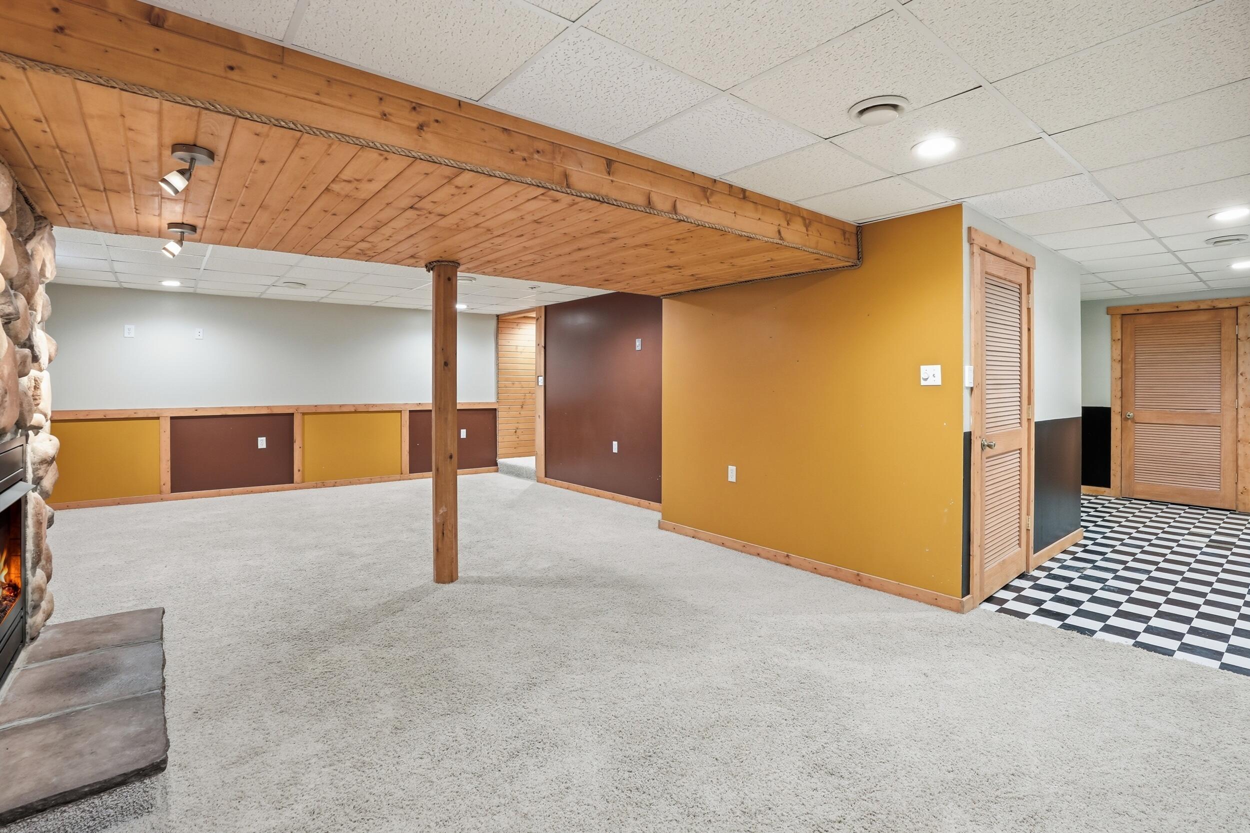 12358 Tippecanoe Place Crown Point, IN 46307 - Photo 23 of 30 a view of a hallway