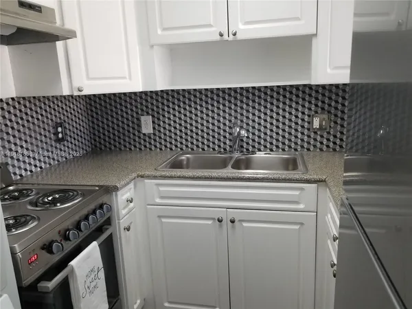 $274,000 | 134 Southwest 7th Avenue, Unit 402, Miami, FL 33130