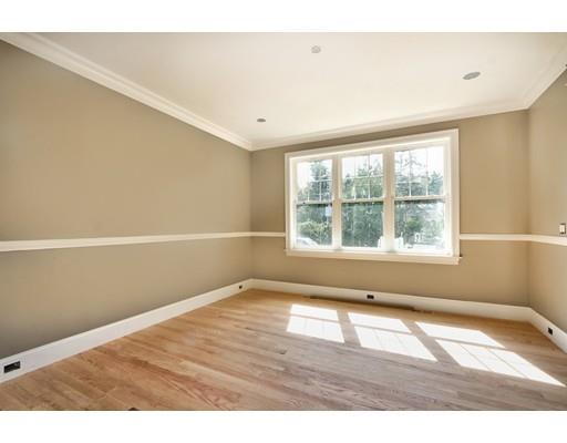 7 Spellman Road Westwood, MA 02090 - Photo 4 of 21 Gallery Image 4