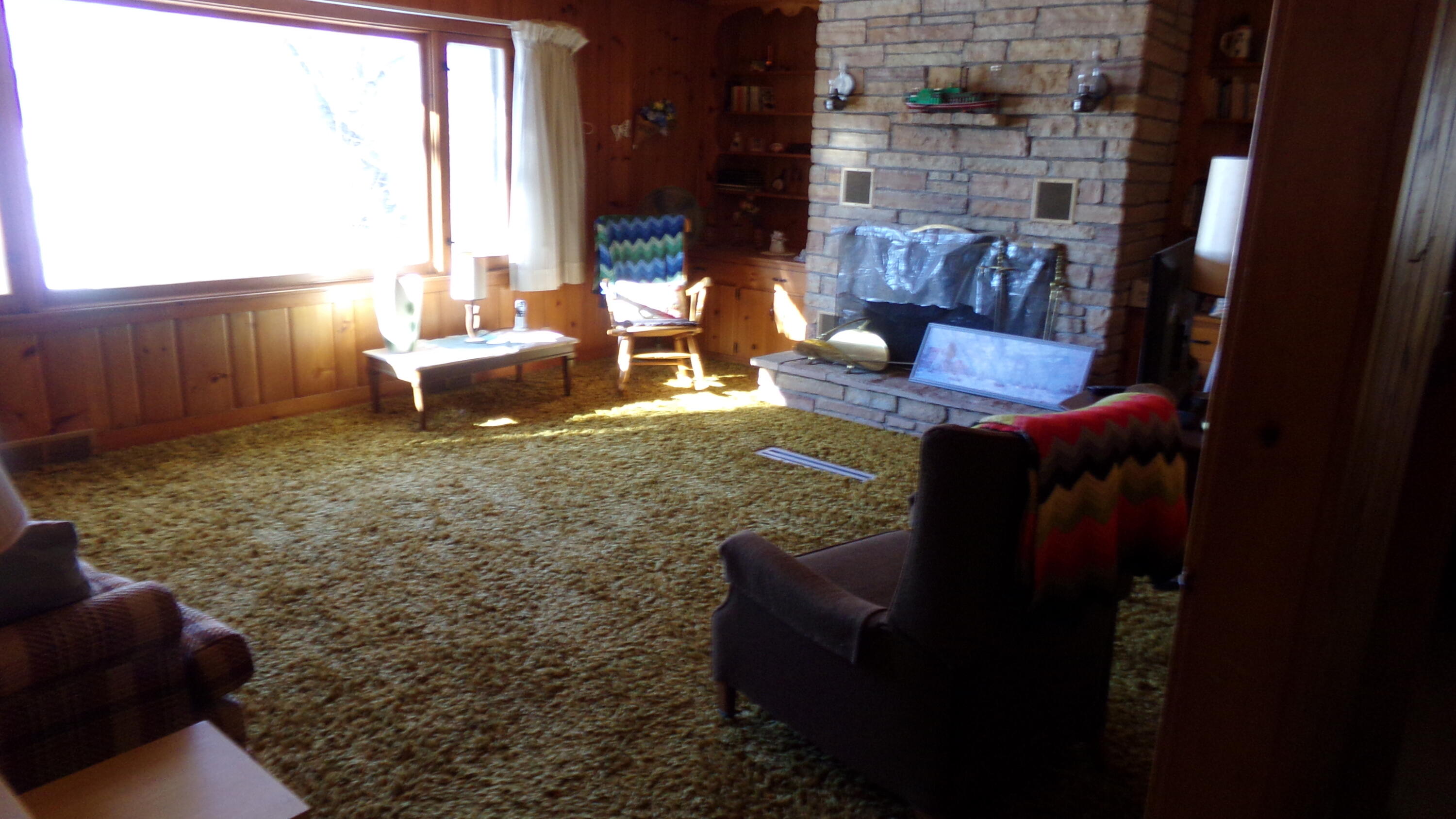 17817 Nicolet Road Townsend, WI 54175 - Photo 10 of 37 Livingroom