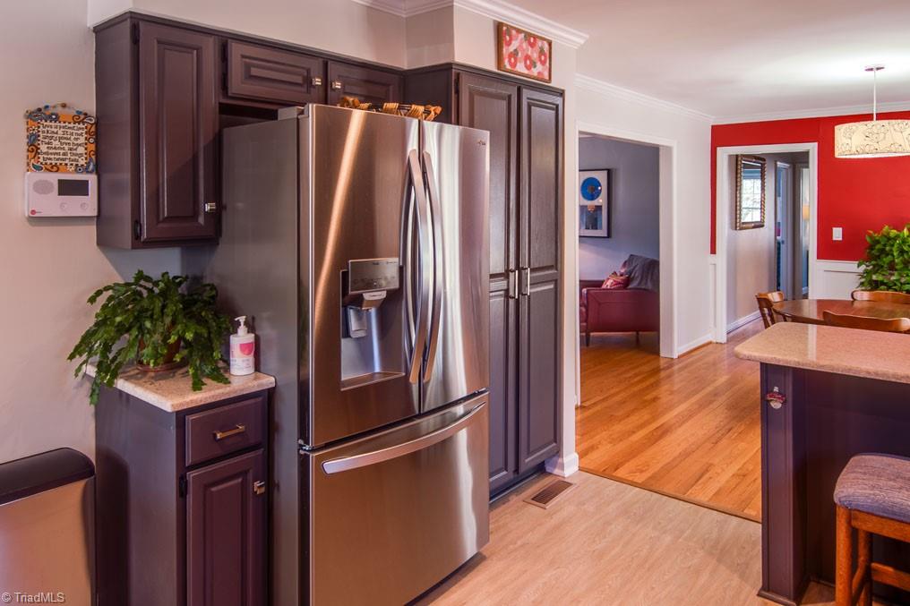 1685 Fairview Boulevard Winston-Salem, NC 27127 - Photo 11 of 29 Kitchen