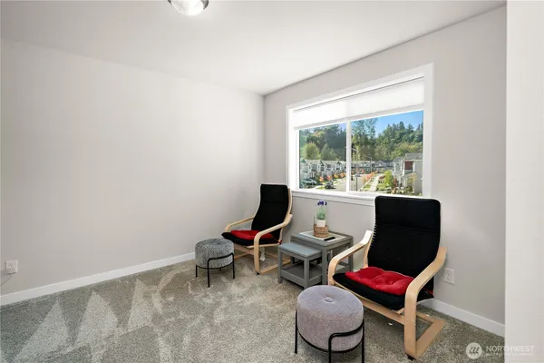 $885,000 | 11124 43rd Avenue Southeast, Everett, WA 98208